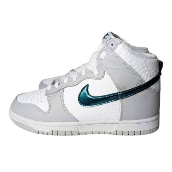 NWOB NIKE Dunk High 'FLS' Sneakers Size 6 - Picture 2 of 9